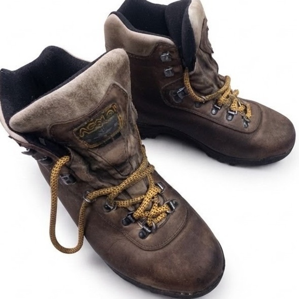 Asolo Vintage Italian Leather Hiking Boots Brown Mens Vibram Sole High Top